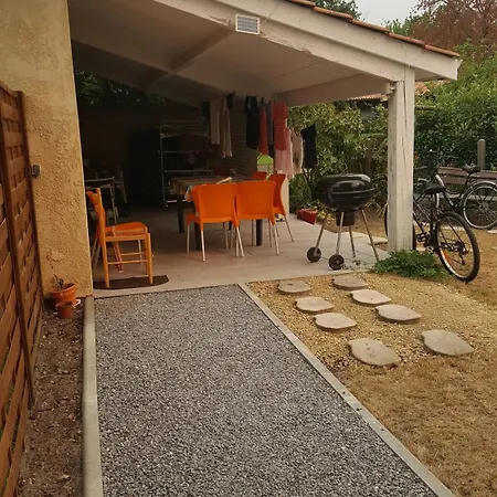 Jolie Maison Hotel *